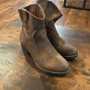 Rampage ankle boots